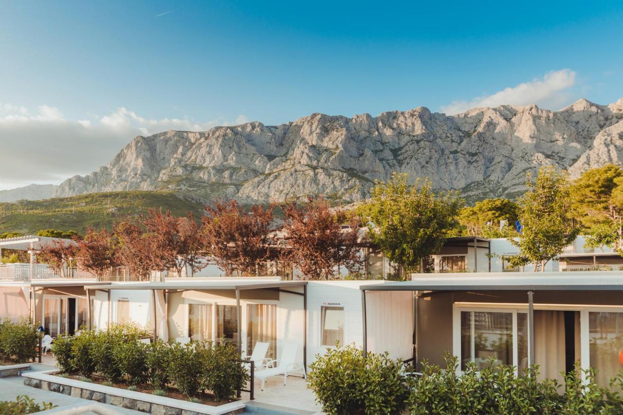 Poseidon Mobile Home Resort Макарска Экстерьер фото