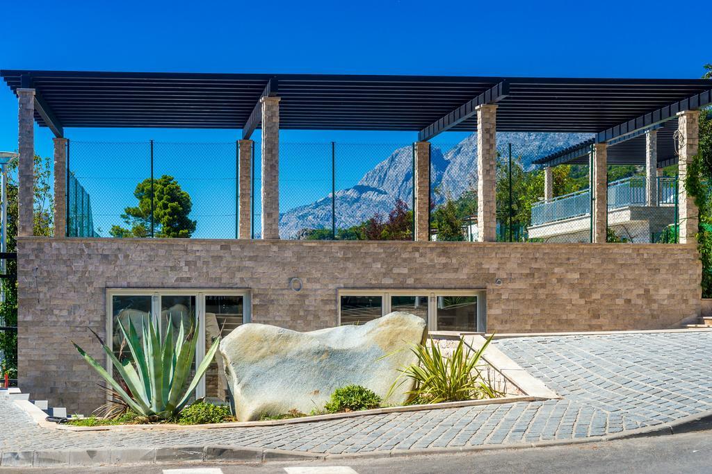 Poseidon Mobile Home Resort Макарска Экстерьер фото