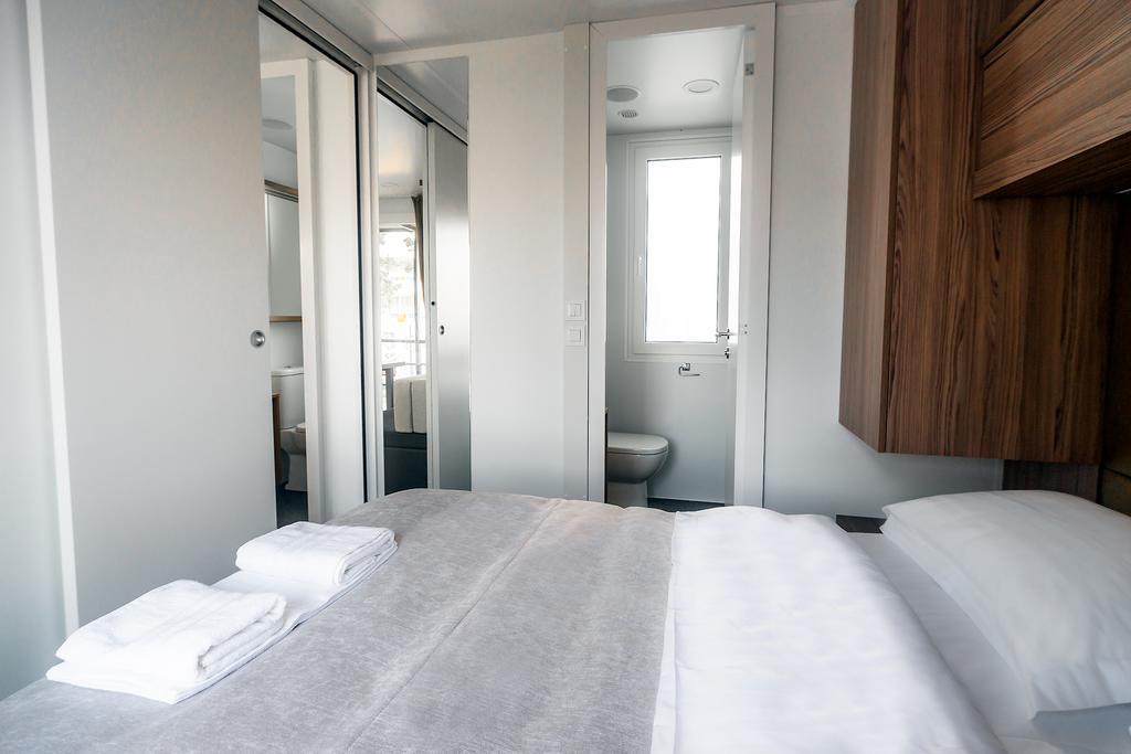 Poseidon Mobile Home Resort Макарска Экстерьер фото