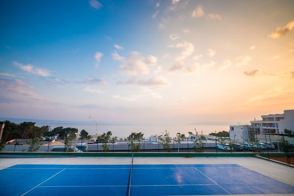 Poseidon Mobile Home Resort Макарска Экстерьер фото